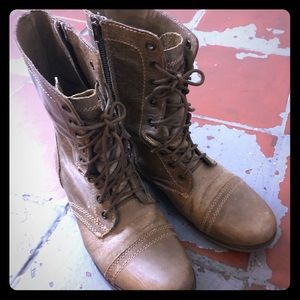 Steve Madden Troopa Boots